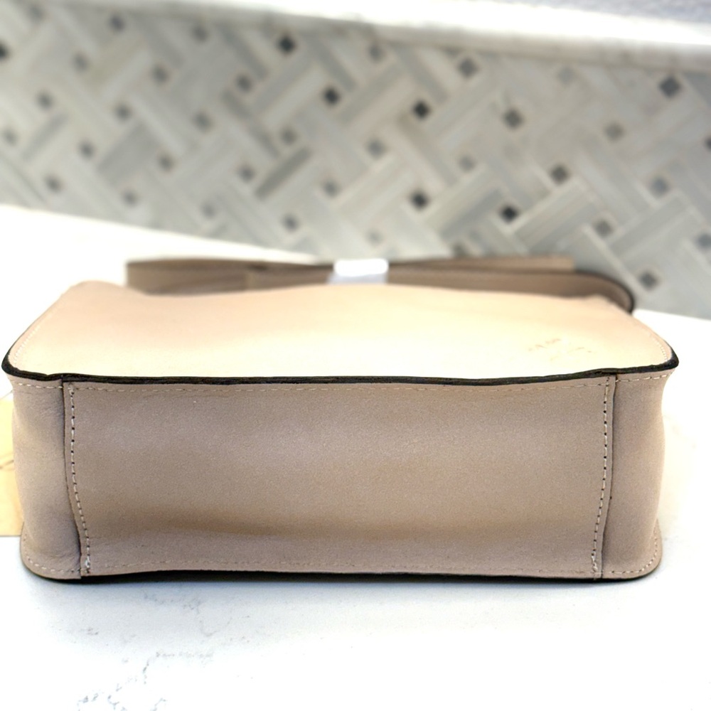 Patricia Nash Tooled Leather Vallata Crossbody - Picture 3 of 8